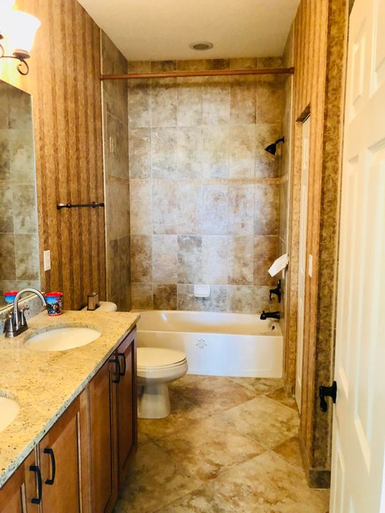 В аренду: $2,600 (3 спален, 2 ванн, 1788 Квадратных фут)