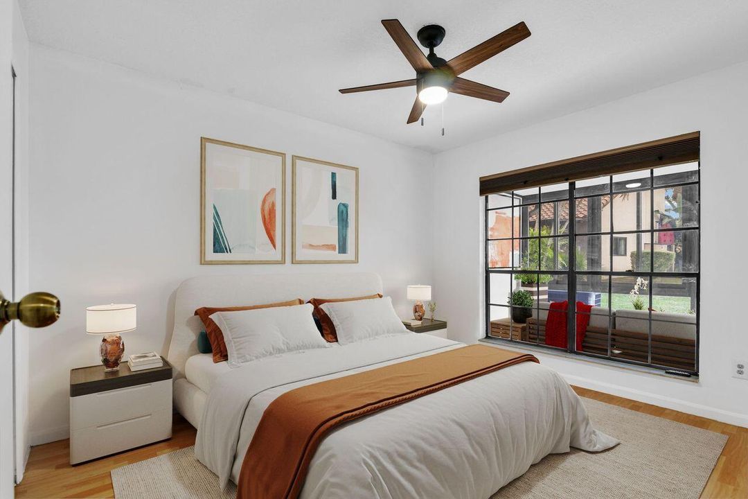 Active With Contract: $399,500 (2 beds, 2 baths, 1109 Square Feet)