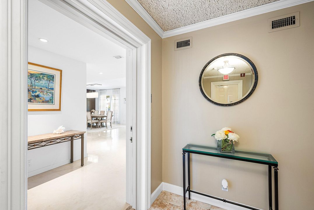 Active With Contract: $1,845,000 (3 beds, 3 baths, 2118 Square Feet)