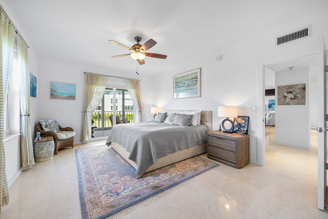 Active With Contract: $1,845,000 (3 beds, 3 baths, 2118 Square Feet)