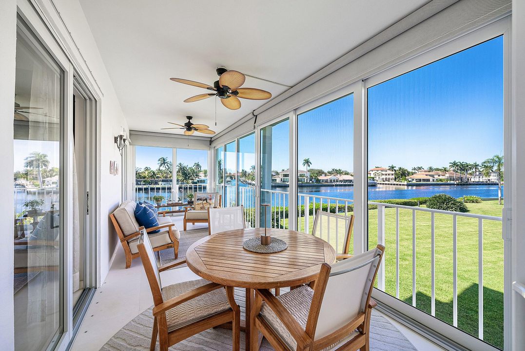 Active With Contract: $1,845,000 (3 beds, 3 baths, 2118 Square Feet)