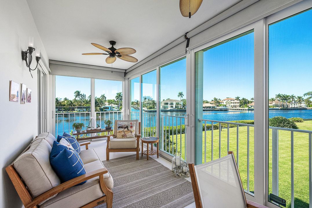 Active With Contract: $1,845,000 (3 beds, 3 baths, 2118 Square Feet)