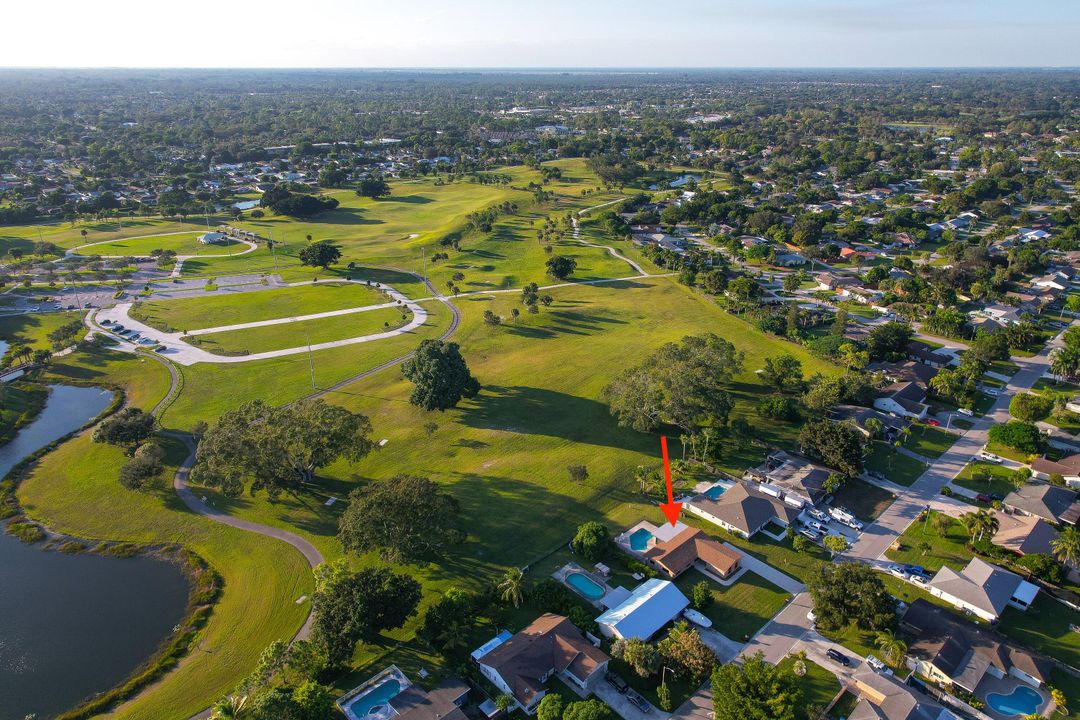 合同活跃: $530,000 (4 贝兹, 2 浴室, 1785 平方英尺)