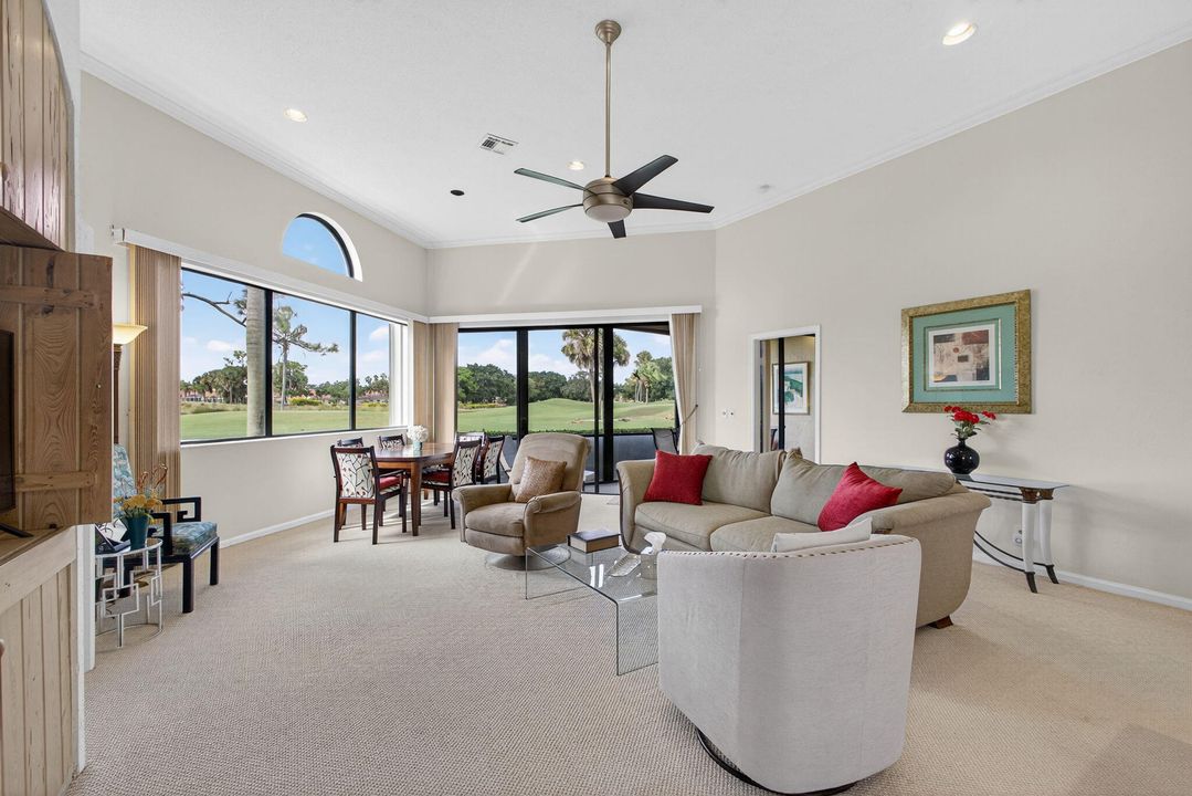 最近租的: $8,000 (2 贝兹, 2 浴室, 1662 平方英尺)