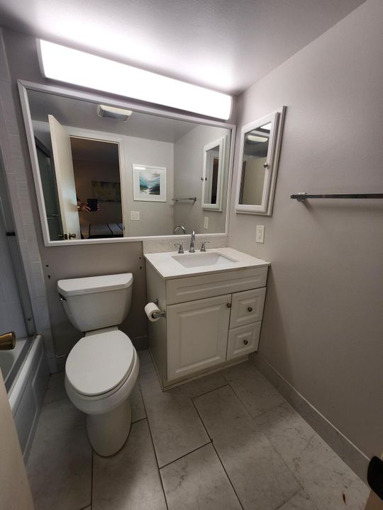 На продажу: $99,000 (1 спален, 1 ванн, 752 Квадратных фут)