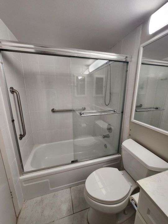 На продажу: $99,000 (1 спален, 1 ванн, 752 Квадратных фут)