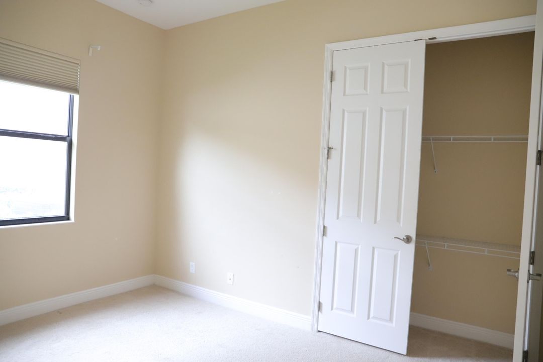 For Rent: $5,950 (5 beds, 3 baths, 2979 Square Feet)