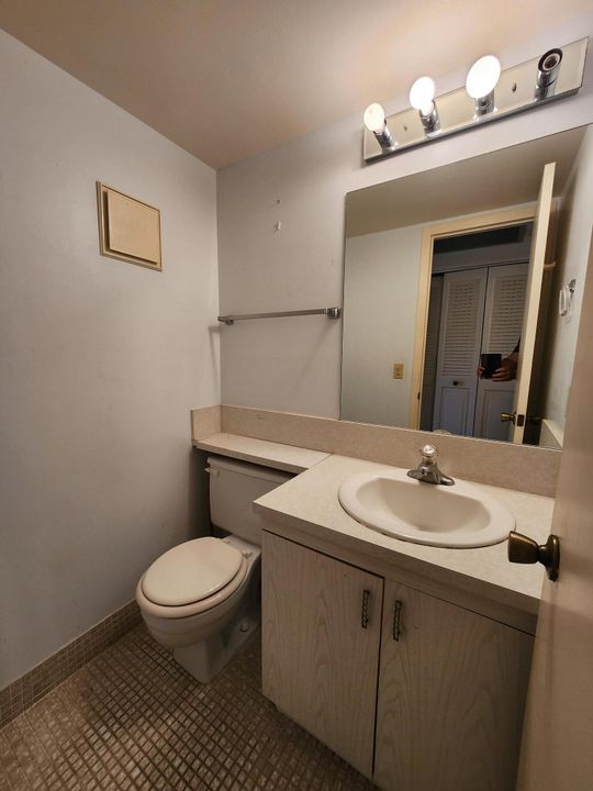 На продажу: $99,000 (1 спален, 1 ванн, 752 Квадратных фут)