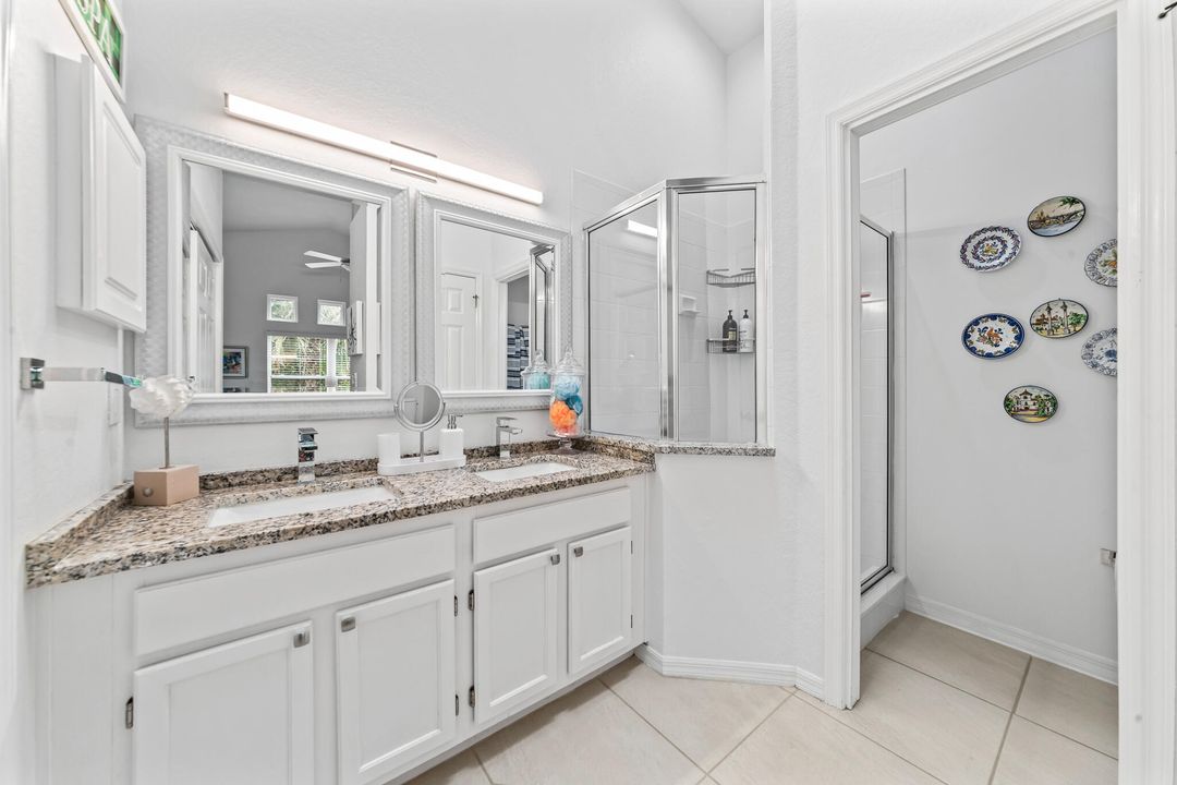 Activo con contrato: $479,000 (3 camas, 2 baños, 1303 Pies cuadrados)