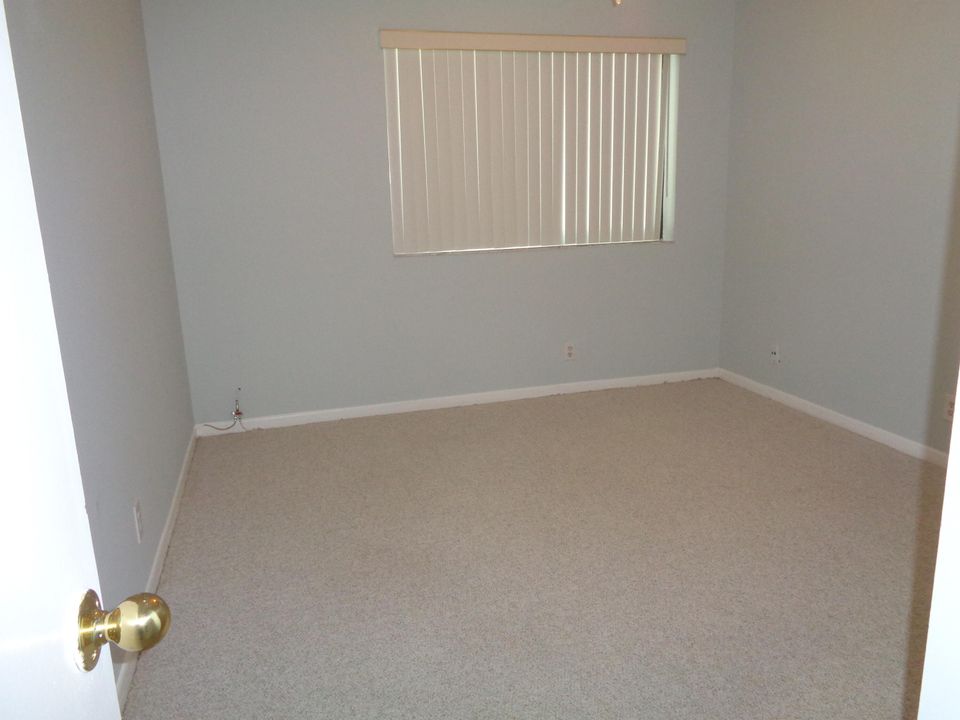 На продажу: $260,000 (2 спален, 2 ванн, 1276 Квадратных фут)