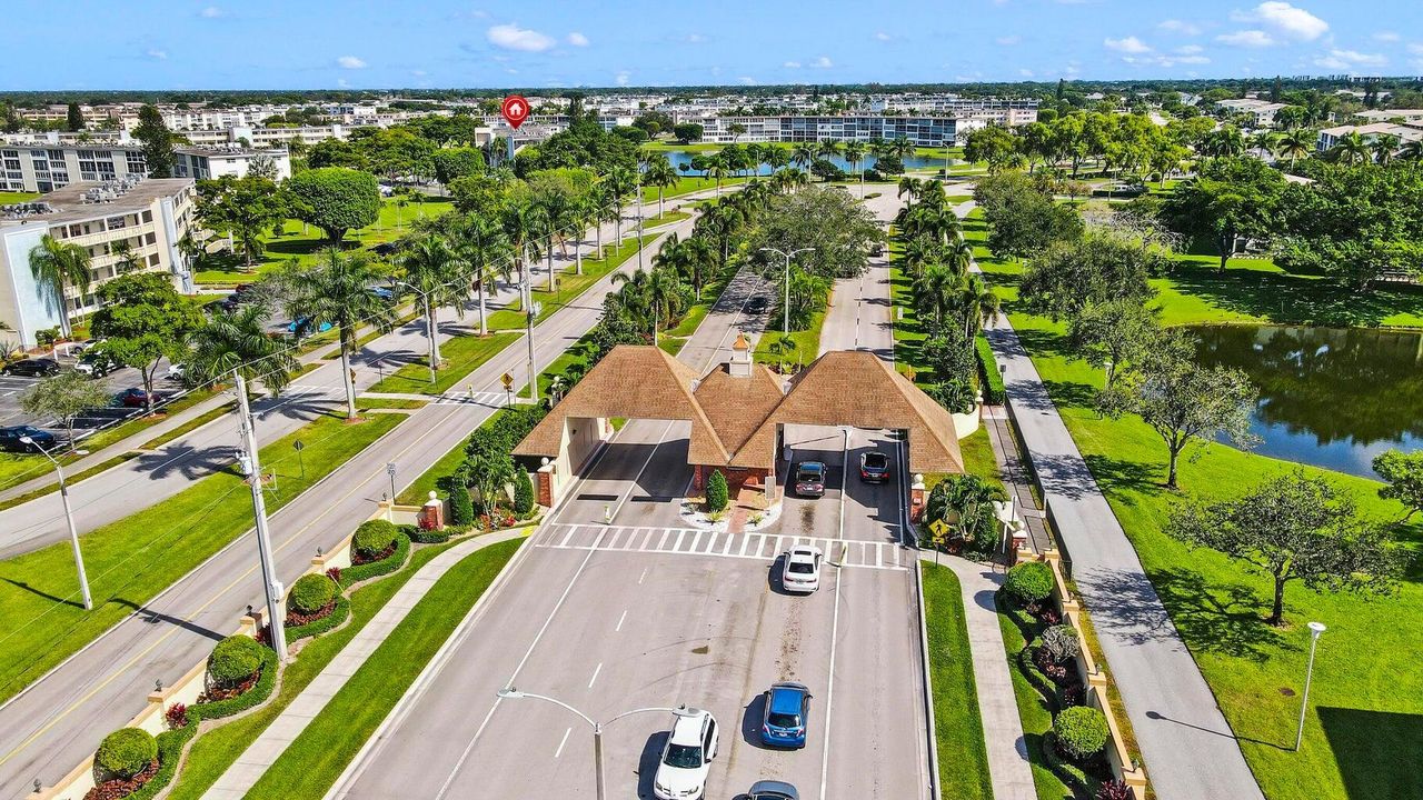 На продажу: $99,000 (1 спален, 1 ванн, 752 Квадратных фут)