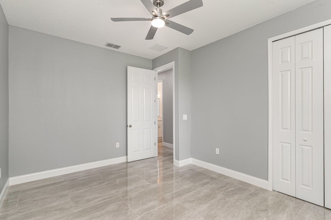 待售: $420,000 (4 贝兹, 2 浴室, 2171 平方英尺)