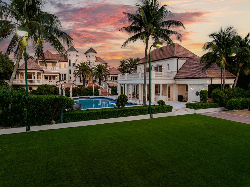 На продажу: $45,000,000 (9 спален, 13 ванн, 15865 Квадратных фут)