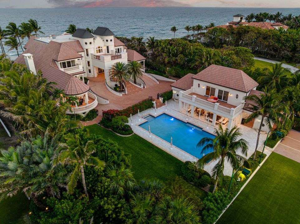 На продажу: $45,000,000 (9 спален, 13 ванн, 15865 Квадратных фут)