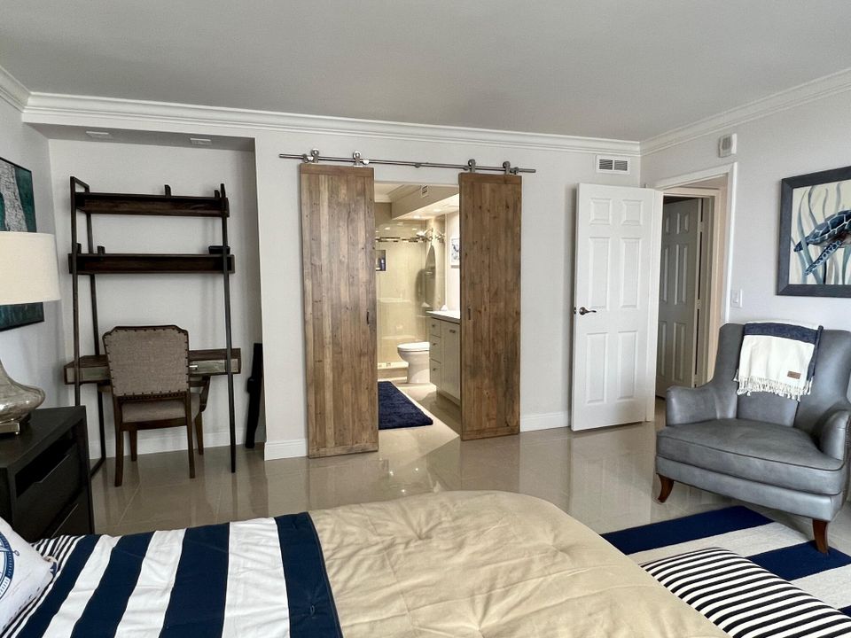 For Rent: $7,200 (2 beds, 2 baths, 1400 Square Feet)