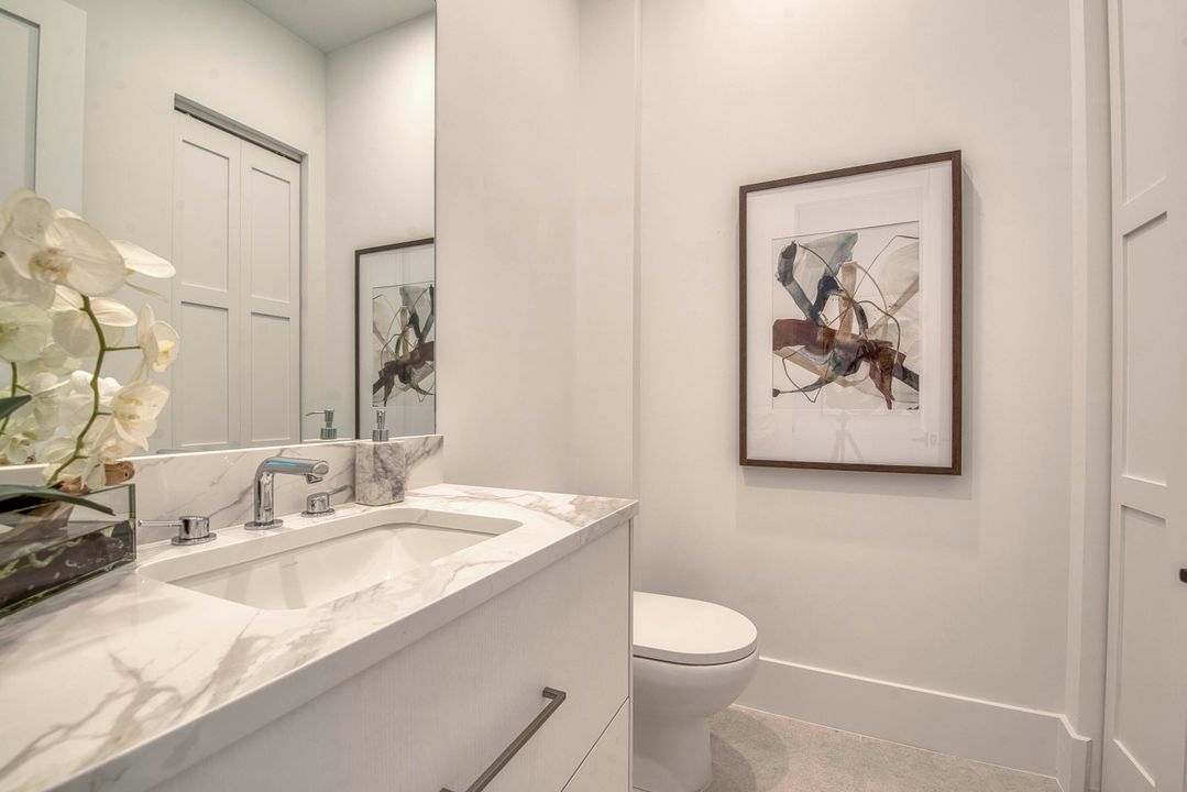 Activo con contrato: $2,195,000 (4 camas, 3 baños, 3000 Pies cuadrados)