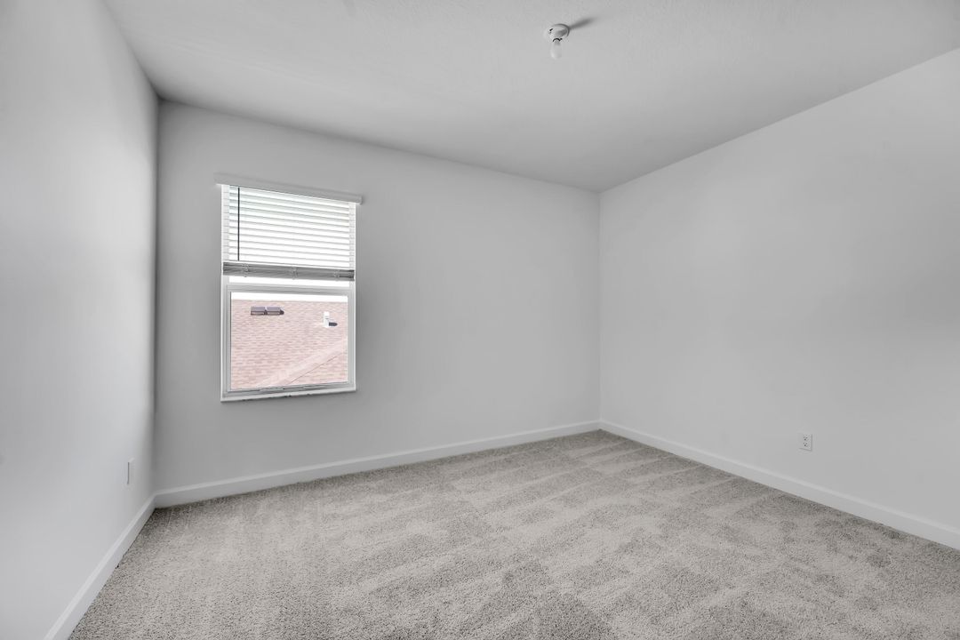 For Rent: $2,600 (4 beds, 2 baths, 2583 Square Feet)