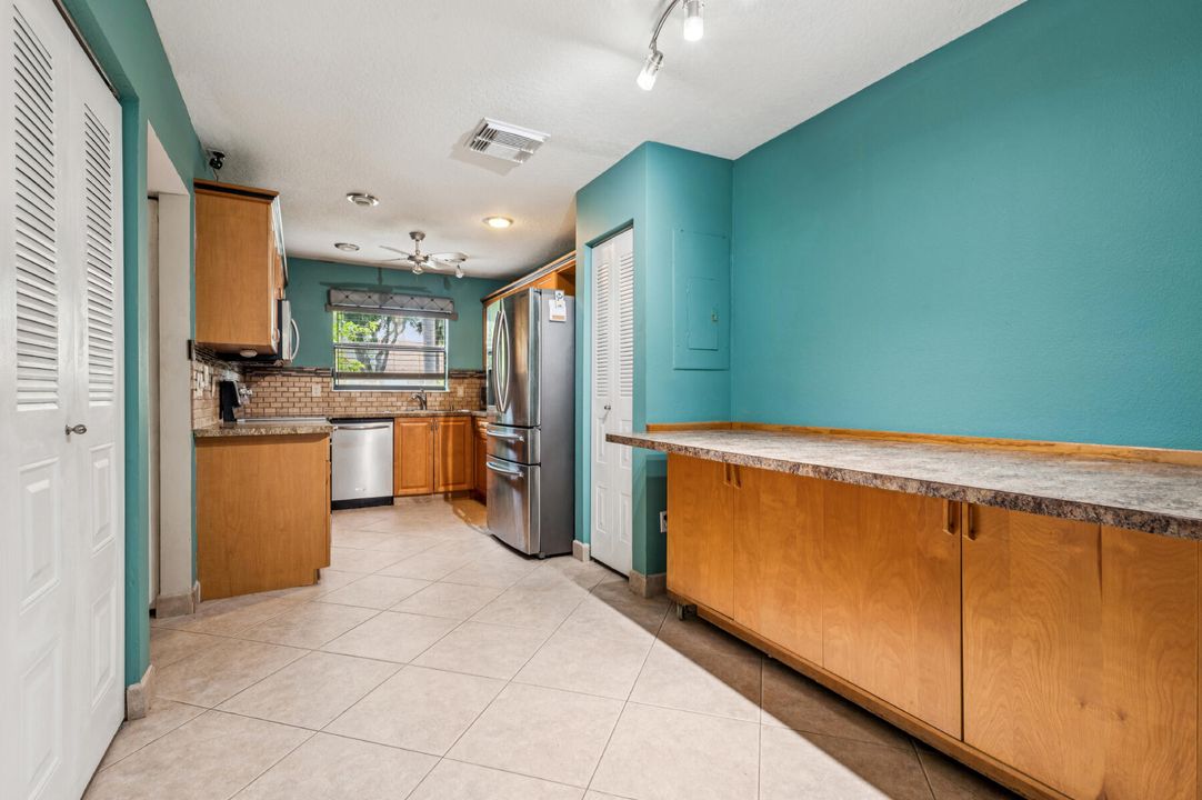 En Venta: $235,000 (2 camas, 2 baños, 1580 Pies cuadrados)