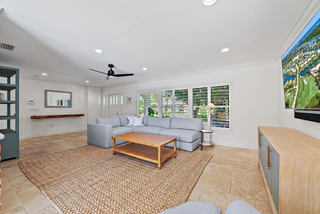 Activo con contrato: $3,600,000 (4 camas, 4 baños, 2491 Pies cuadrados)