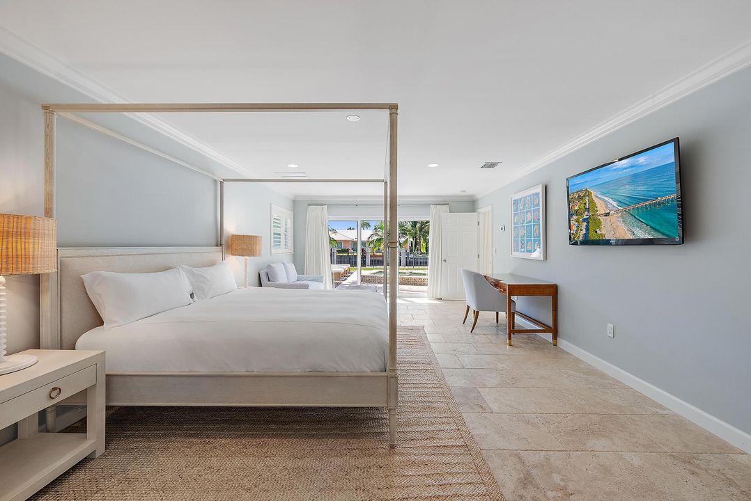 Activo con contrato: $3,600,000 (4 camas, 4 baños, 2491 Pies cuadrados)