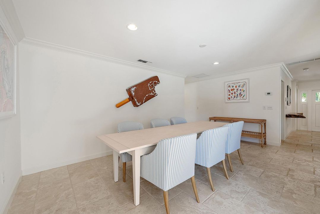 Activo con contrato: $3,600,000 (4 camas, 4 baños, 2491 Pies cuadrados)