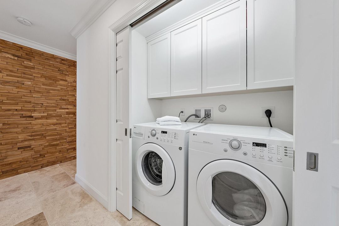 Activo con contrato: $3,600,000 (4 camas, 4 baños, 2491 Pies cuadrados)