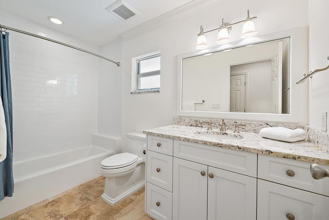 Activo con contrato: $3,600,000 (4 camas, 4 baños, 2491 Pies cuadrados)