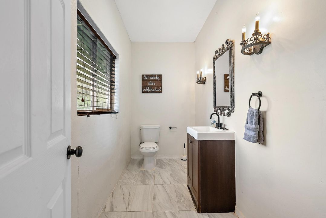 En Renta: $1,400 (6 camas, 4 baños, 2994 Pies cuadrados)