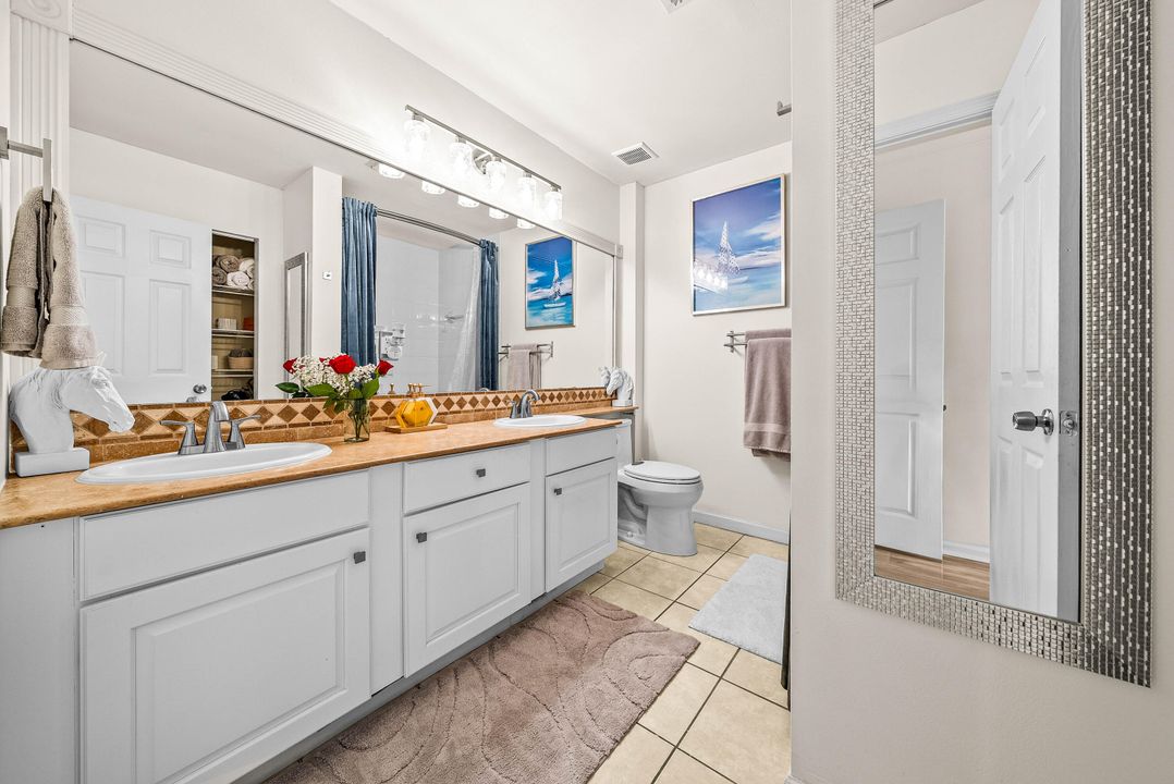 Activo con contrato: $4,500 (3 camas, 2 baños, 1633 Pies cuadrados)