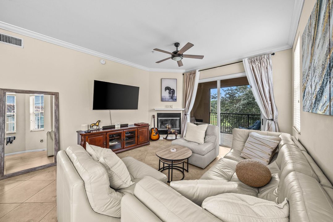 Activo con contrato: $4,500 (3 camas, 2 baños, 1633 Pies cuadrados)