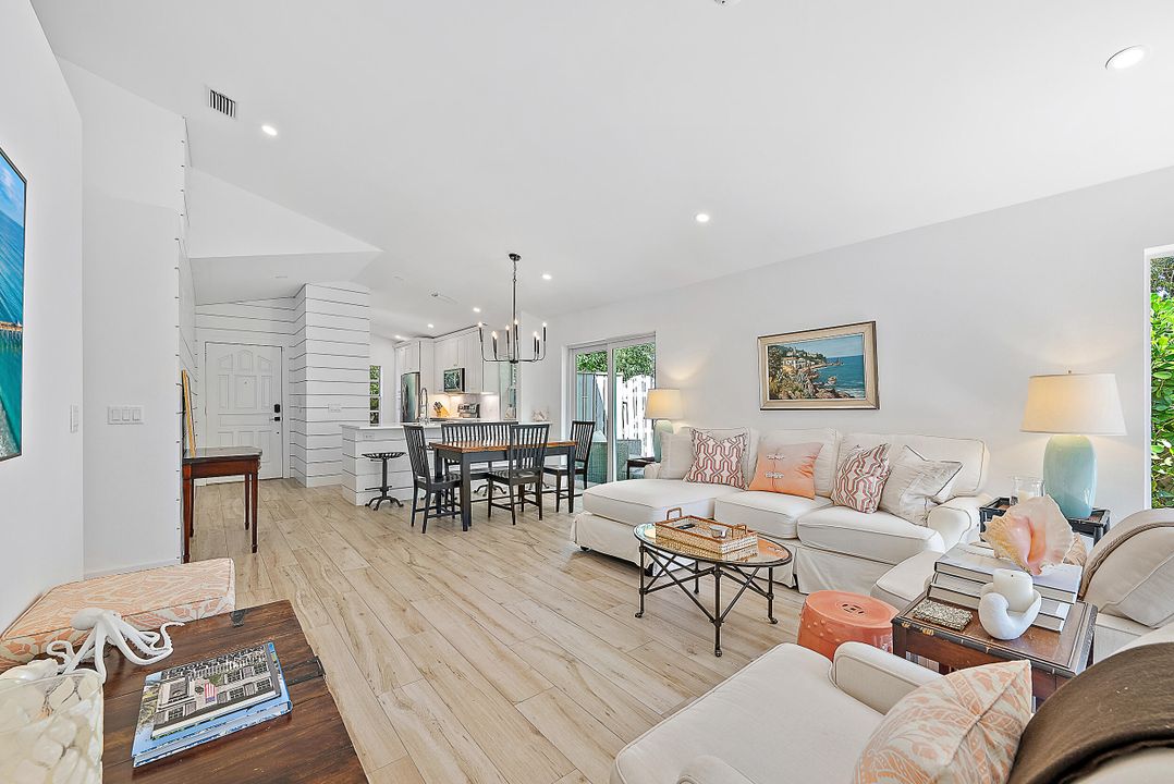 Recently Rented: $3,800 (2 beds, 2 baths, 1174 Square Feet)