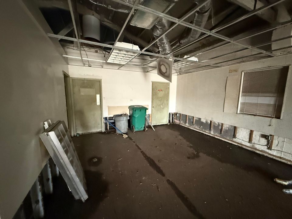 En Venta: $699,000 (0 camas, 0 baños, 4300 Pies cuadrados)