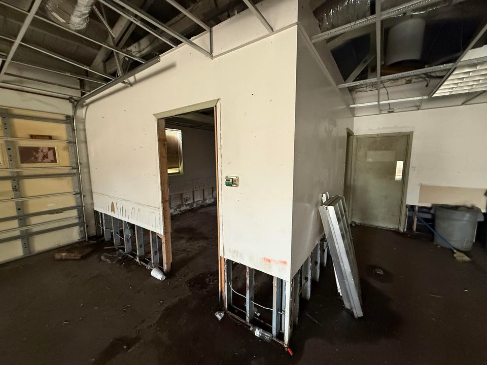 En Venta: $699,000 (0 camas, 0 baños, 4300 Pies cuadrados)