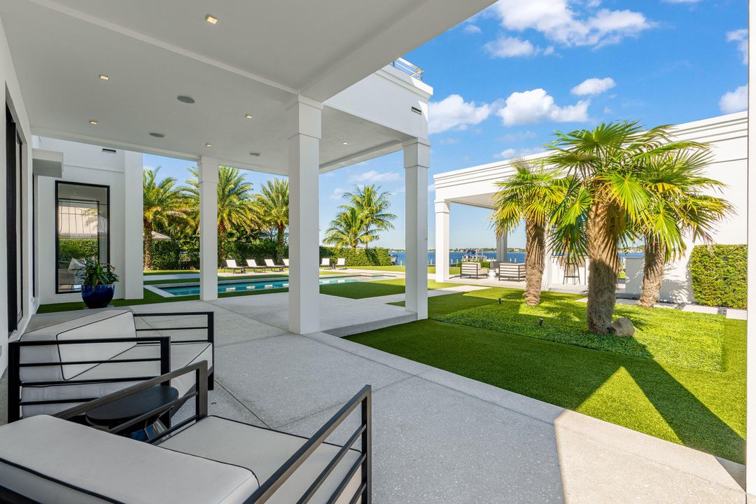 For Sale: $15,200,000 (6 beds, 6 baths, 7046 Square Feet)