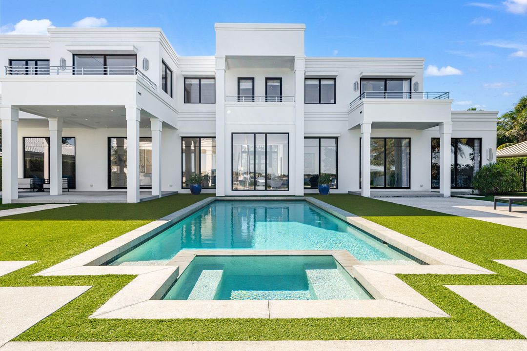 For Sale: $15,200,000 (6 beds, 6 baths, 7046 Square Feet)