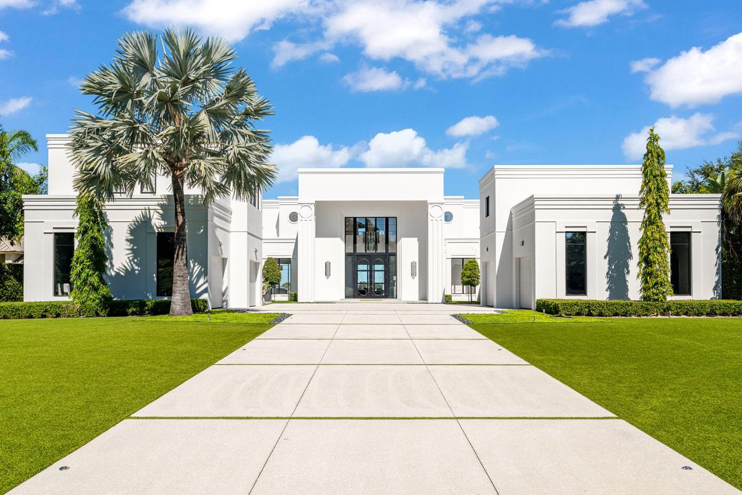 For Sale: $15,200,000 (6 beds, 6 baths, 7046 Square Feet)