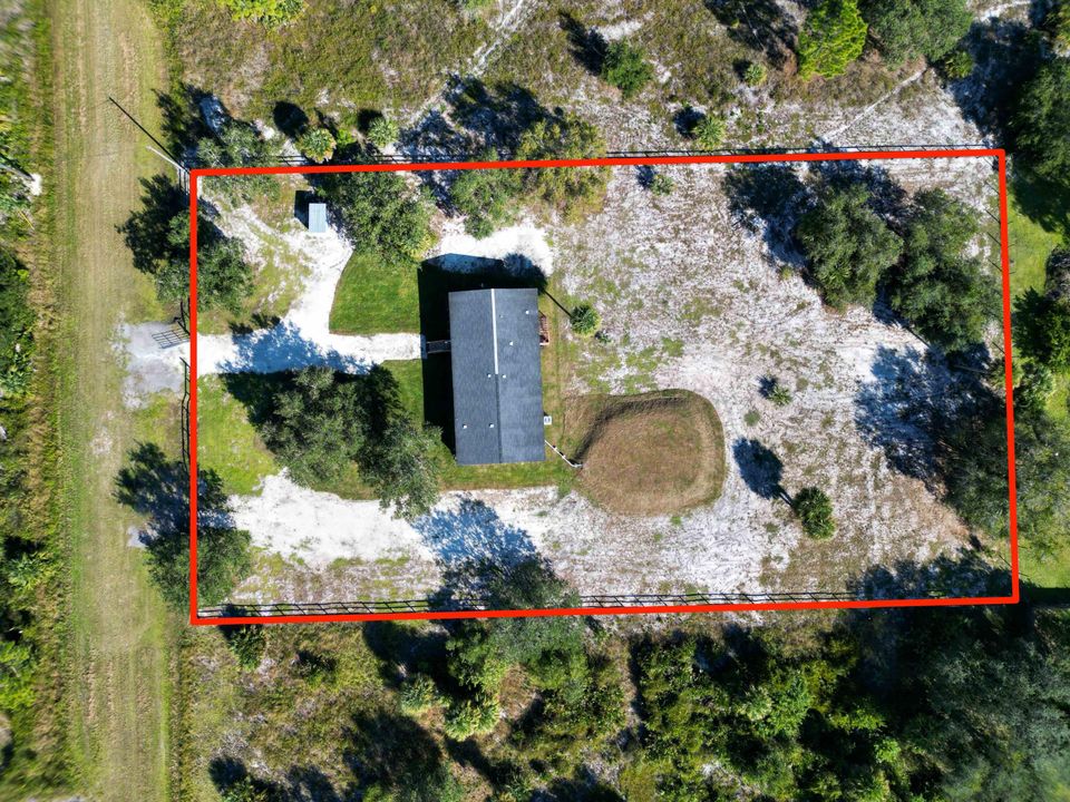 For Sale: $330,000 (4 beds, 2 baths, 1800 Square Feet)