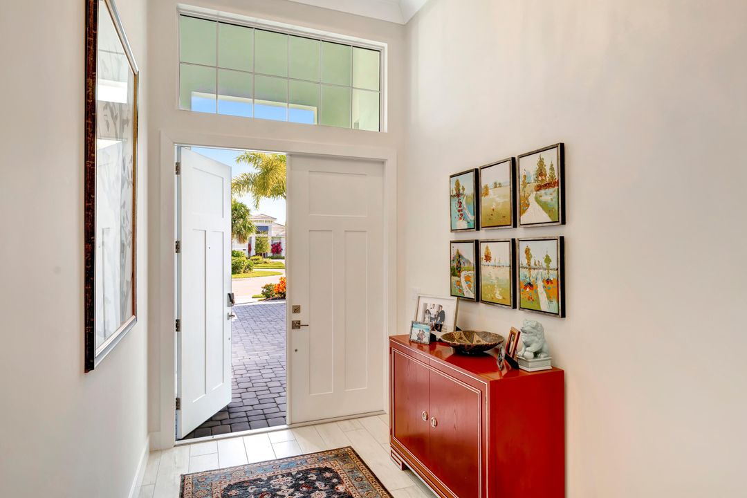 For Sale: $2,095,000 (3 beds, 2 baths, 3240 Square Feet)
