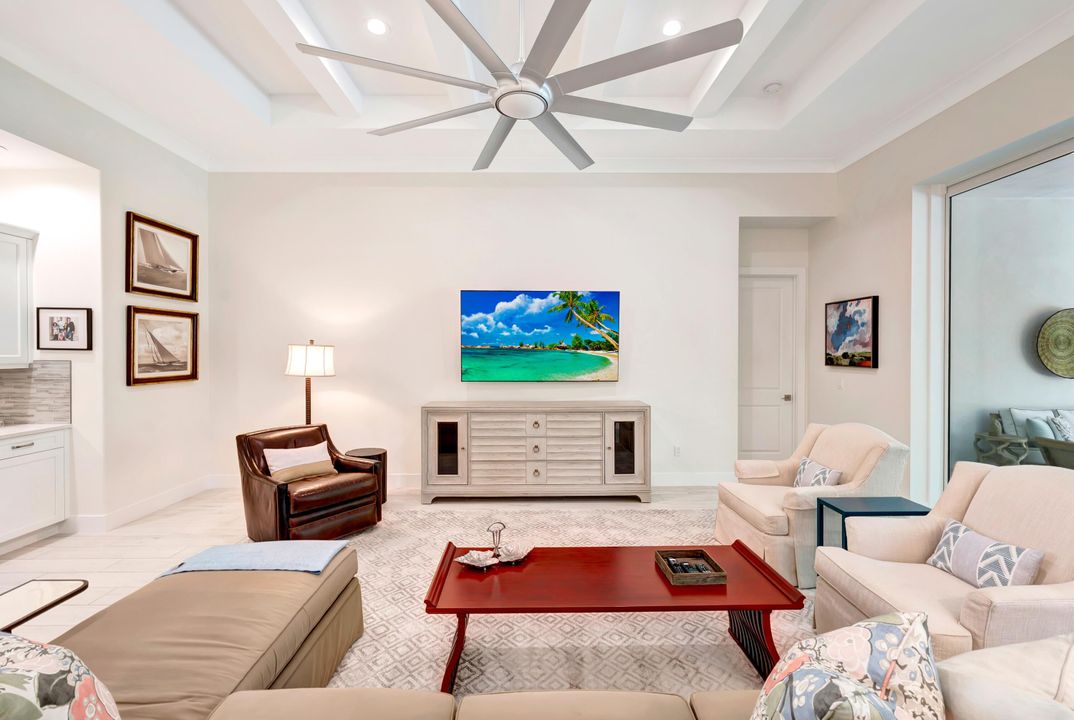 For Sale: $2,095,000 (3 beds, 2 baths, 3240 Square Feet)