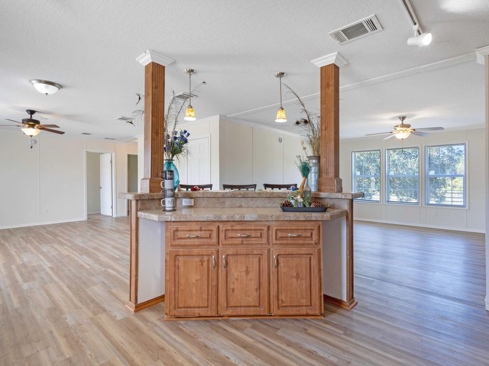 For Sale: $330,000 (4 beds, 2 baths, 1800 Square Feet)