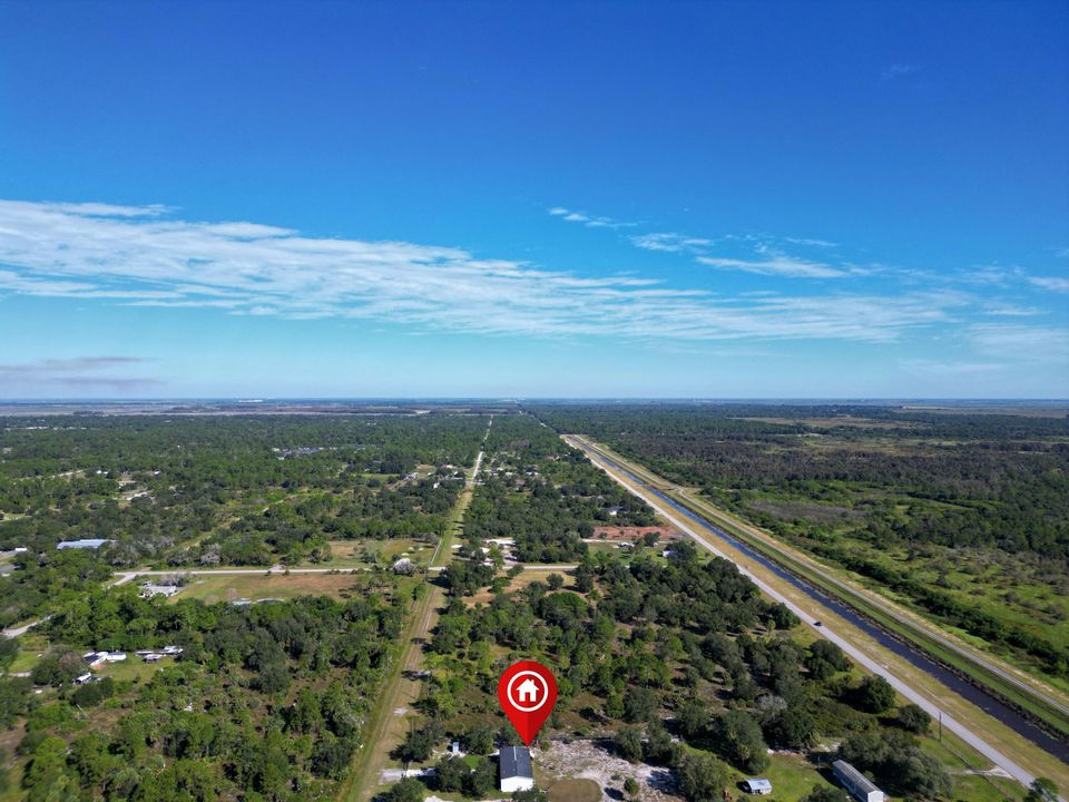 For Sale: $330,000 (4 beds, 2 baths, 1800 Square Feet)