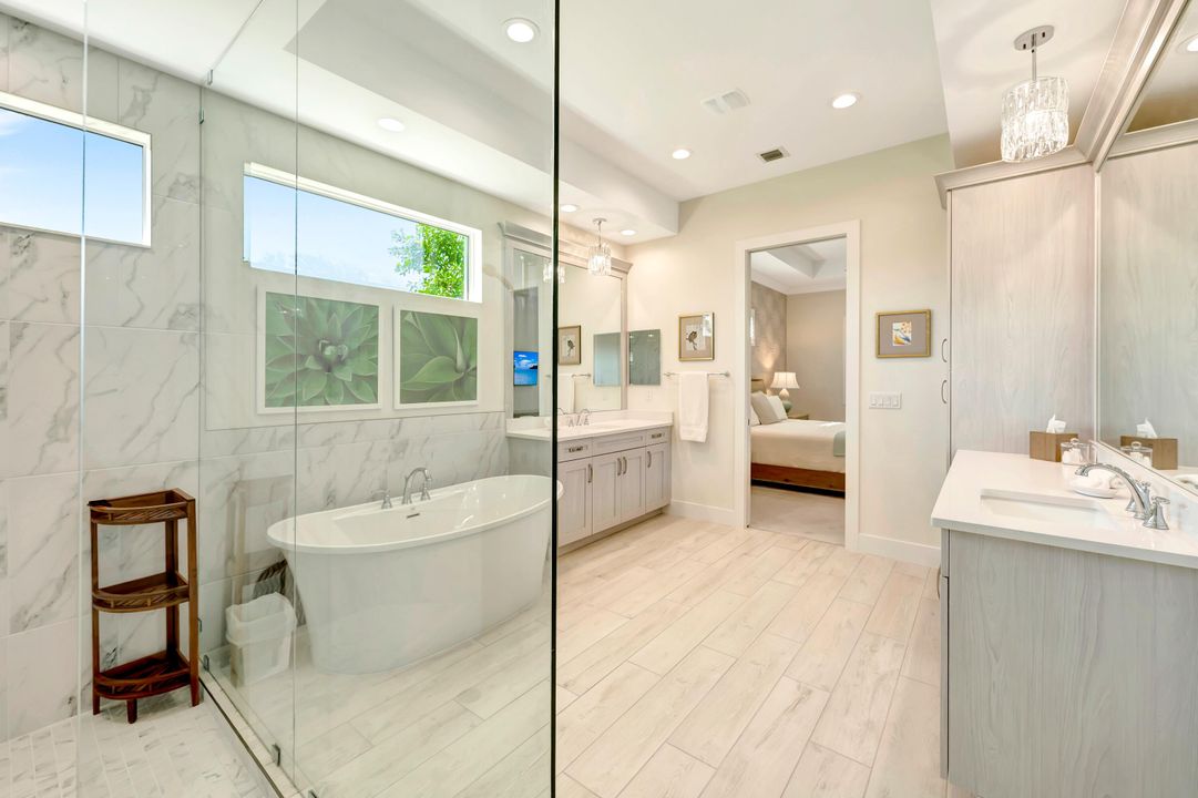 For Sale: $2,095,000 (3 beds, 2 baths, 3240 Square Feet)