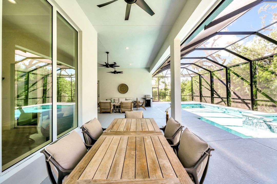 For Sale: $2,095,000 (3 beds, 2 baths, 3240 Square Feet)
