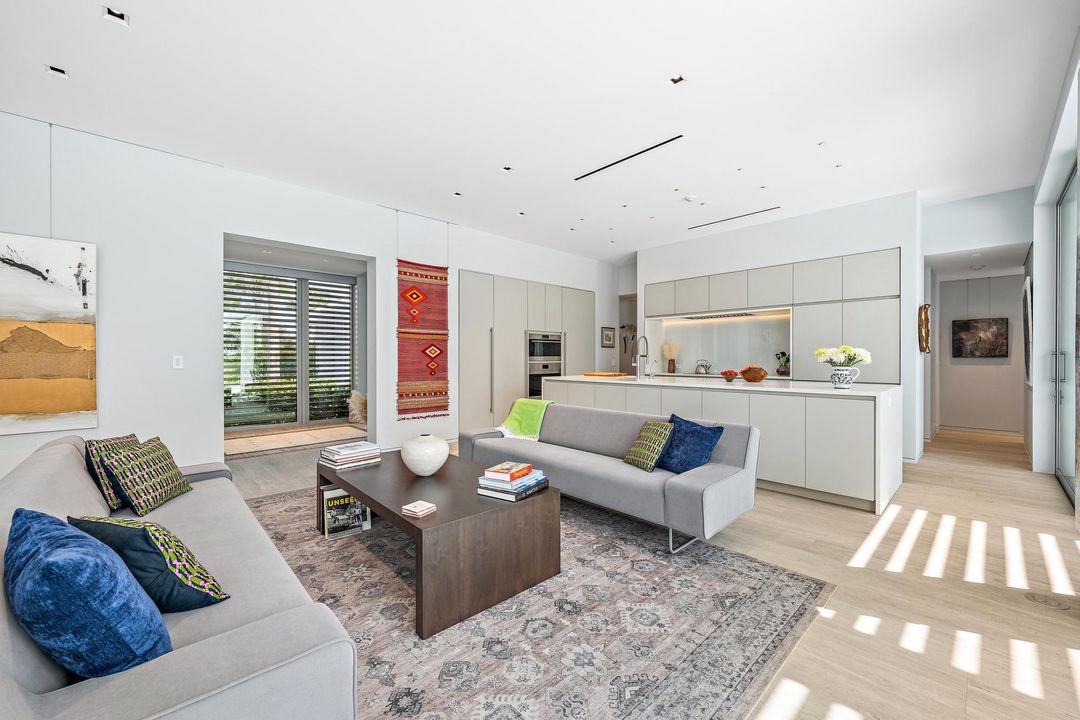 En Venta: $4,350,000 (3 camas, 3 baños, 3081 Pies cuadrados)