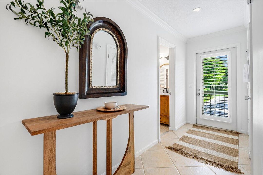 待售: $375,000 (2 贝兹, 2 浴室, 1479 平方英尺)