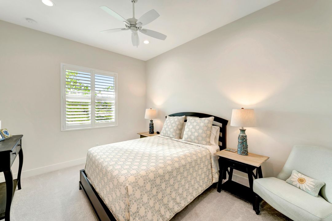 For Sale: $2,095,000 (3 beds, 2 baths, 3240 Square Feet)