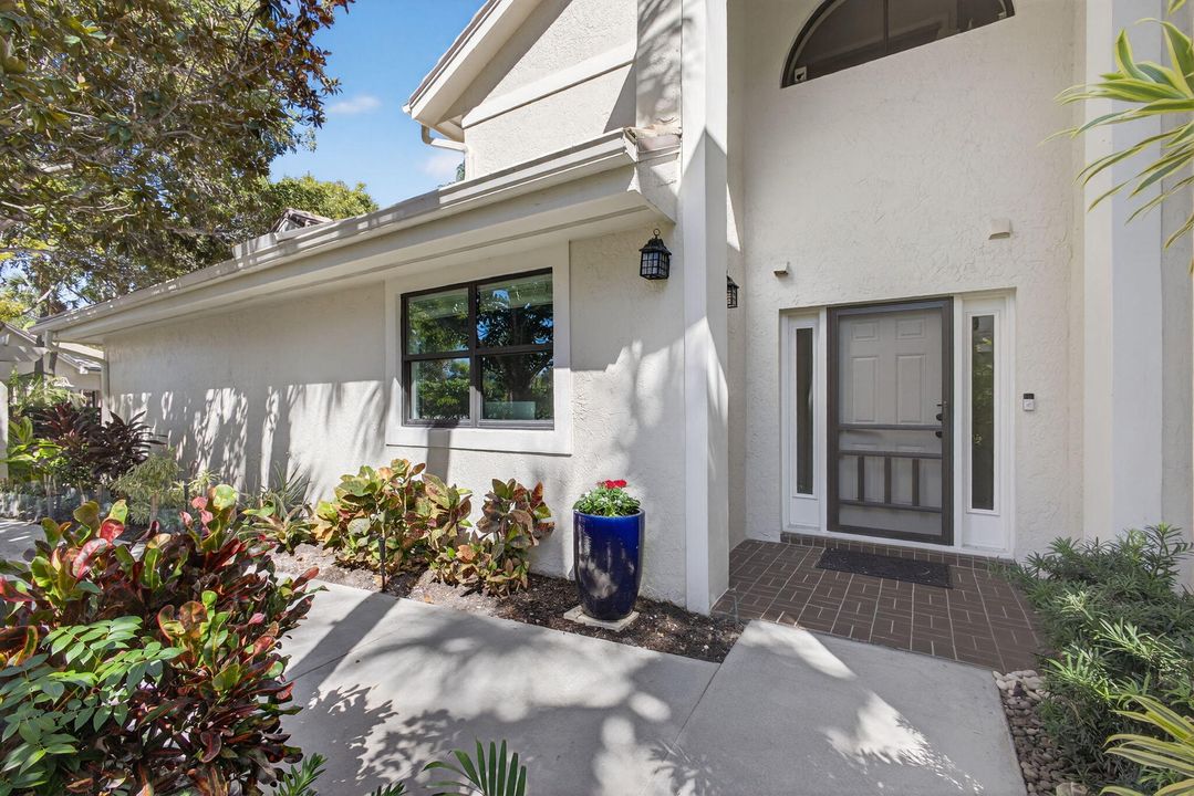 待售: $865,000 (2 贝兹, 2 浴室, 1834 平方英尺)