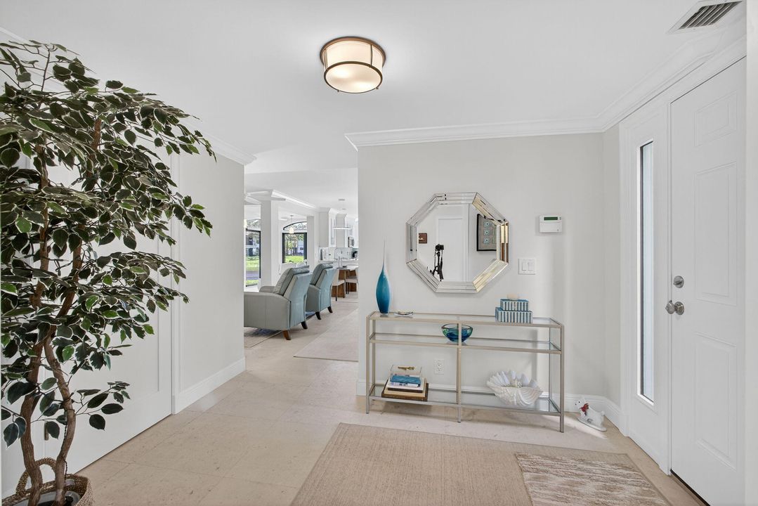 待售: $865,000 (2 贝兹, 2 浴室, 1834 平方英尺)