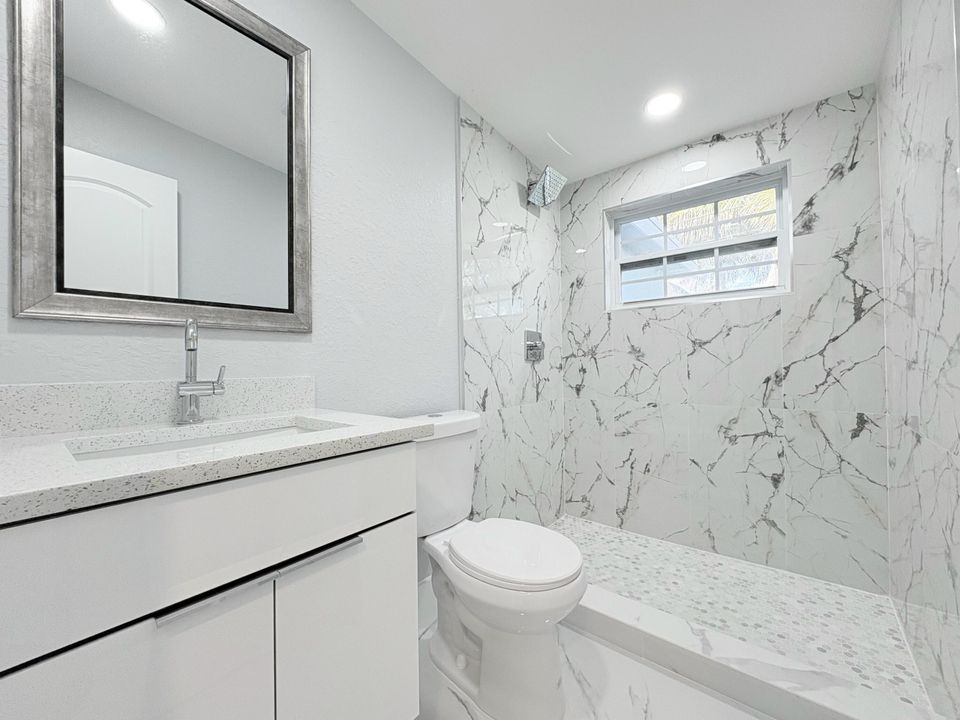 En Venta: $469,000 (3 camas, 2 baños, 1100 Pies cuadrados)