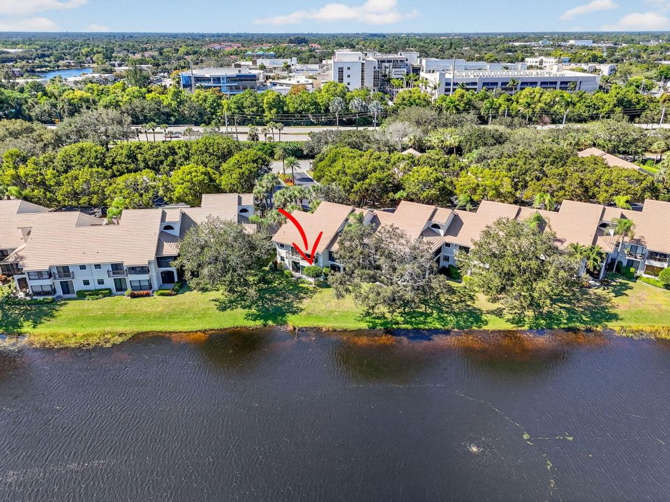 待售: $865,000 (2 贝兹, 2 浴室, 1834 平方英尺)